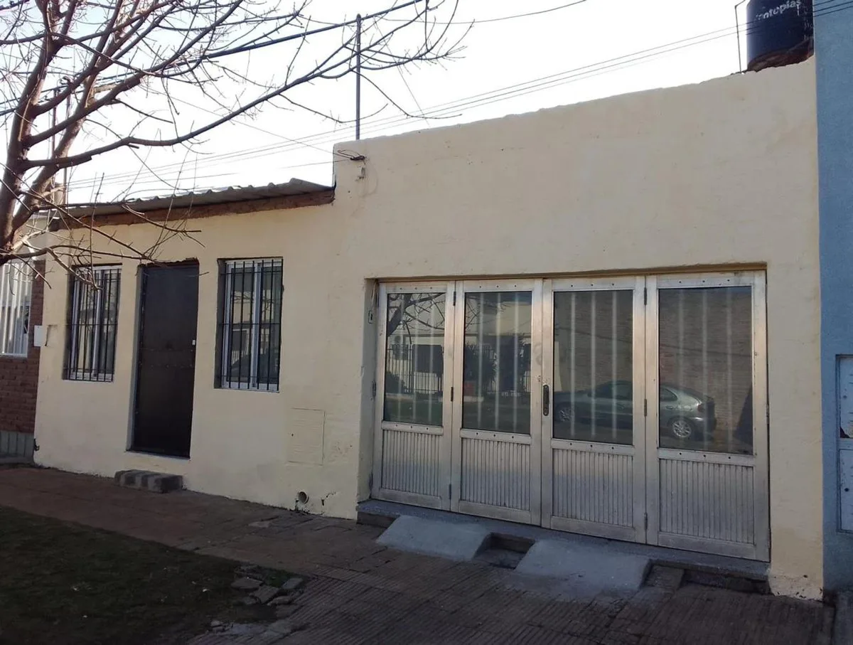 VENTA CASA EN PLANTA BAJA foto 2