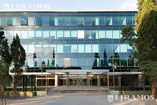 Alquiler de oficina en Olivos foto 3