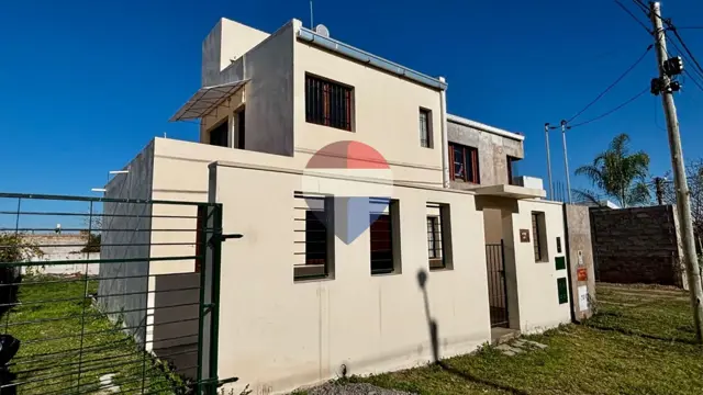 VENTA O PERMUTA CASA 1 DORMI EN ALTOS DEL ZAPLA