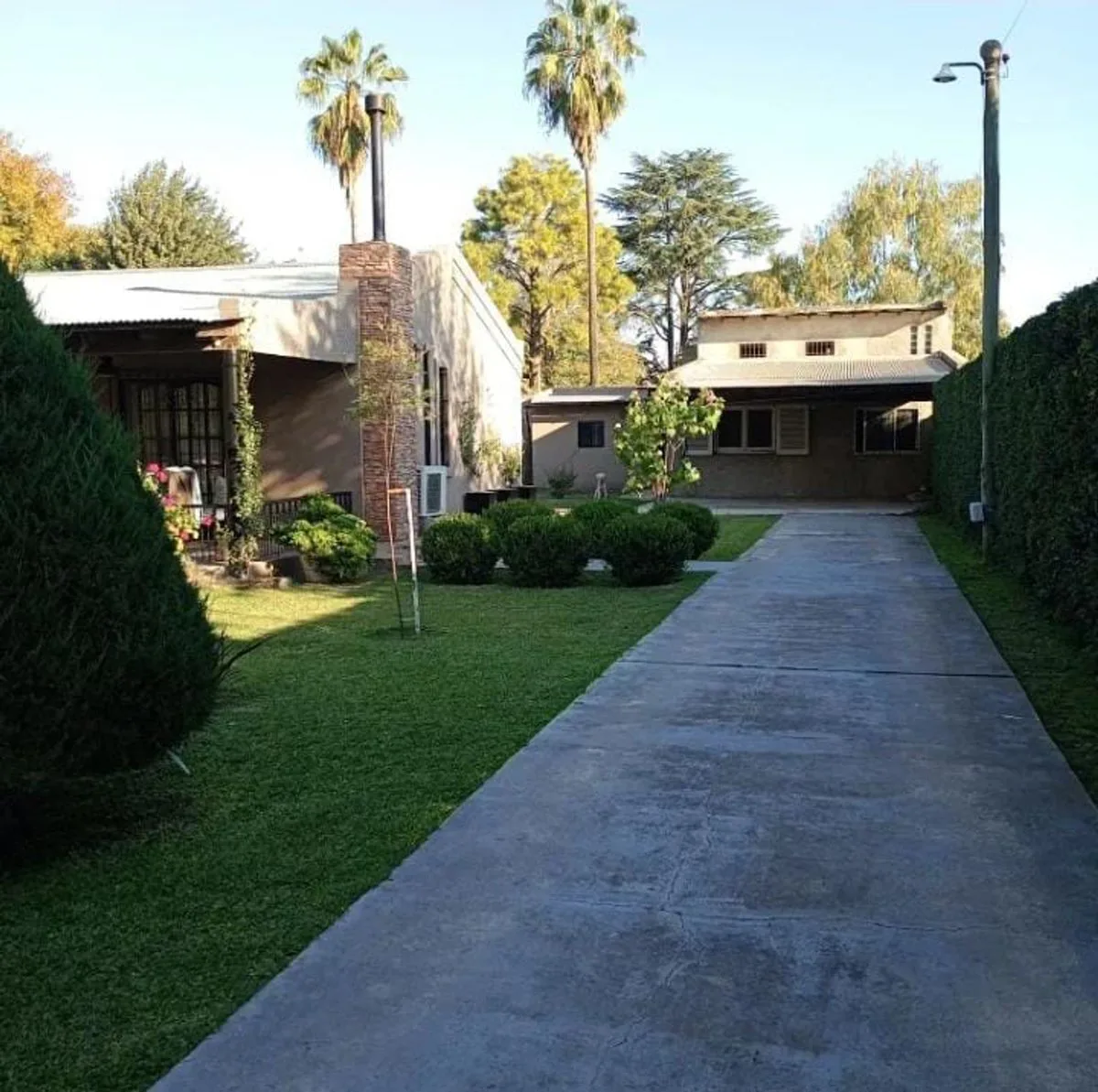 VENTA EXCELENTE QUINTA CON PILETA HERMOSA ZONA foto 5