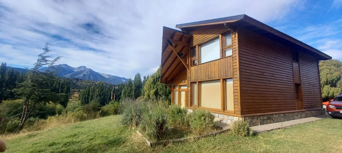 Casa piedra y madera, 3 ha, vista a 2 Cerros foto 5