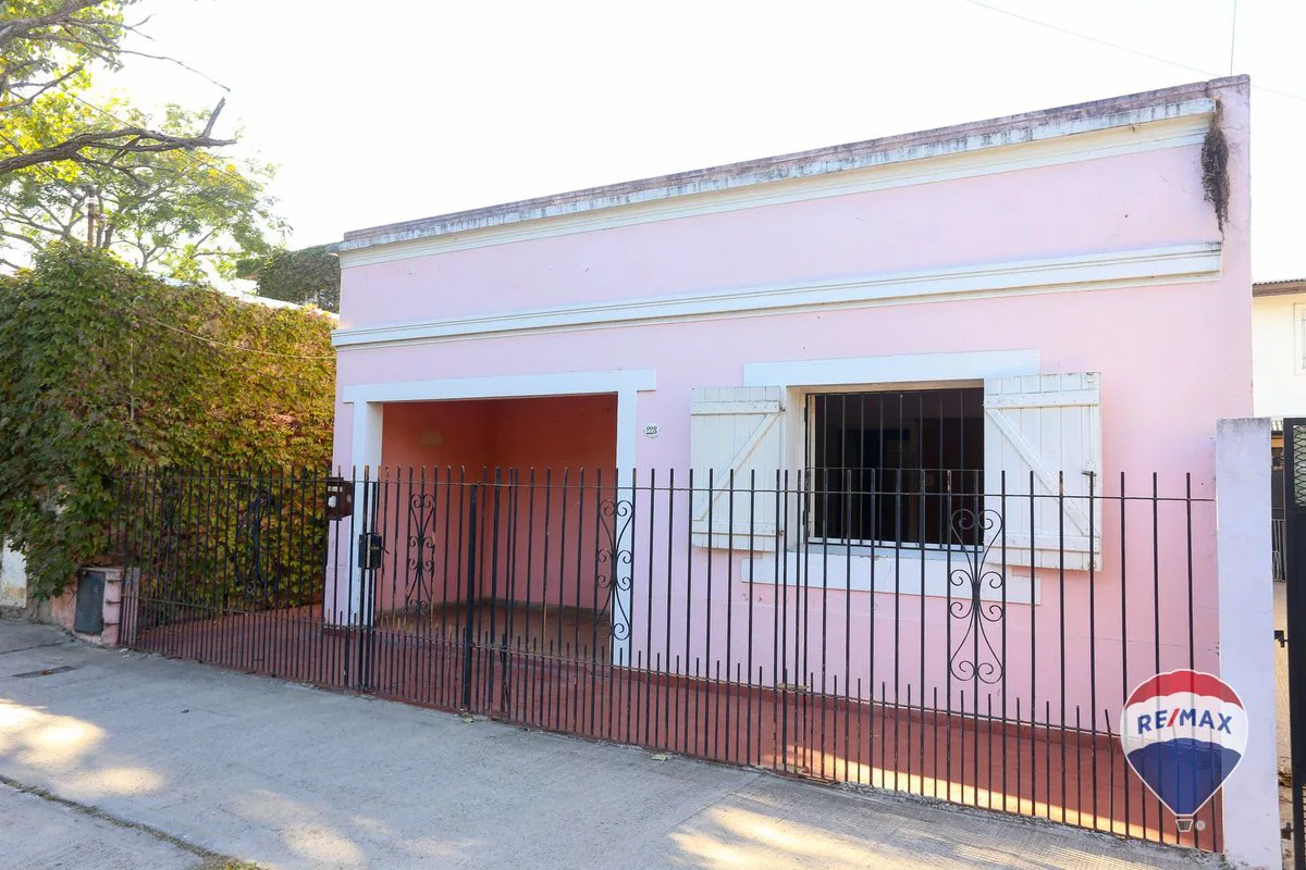 CASA 4 AMBIENTES EN VENTA EZEIZA APTA CREDITO foto 2