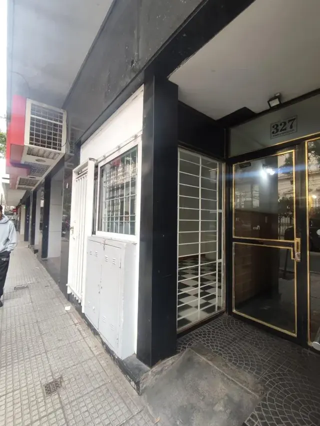 VENTA LOCAL VIRREY CEVALLOS 300 MONSERRAT