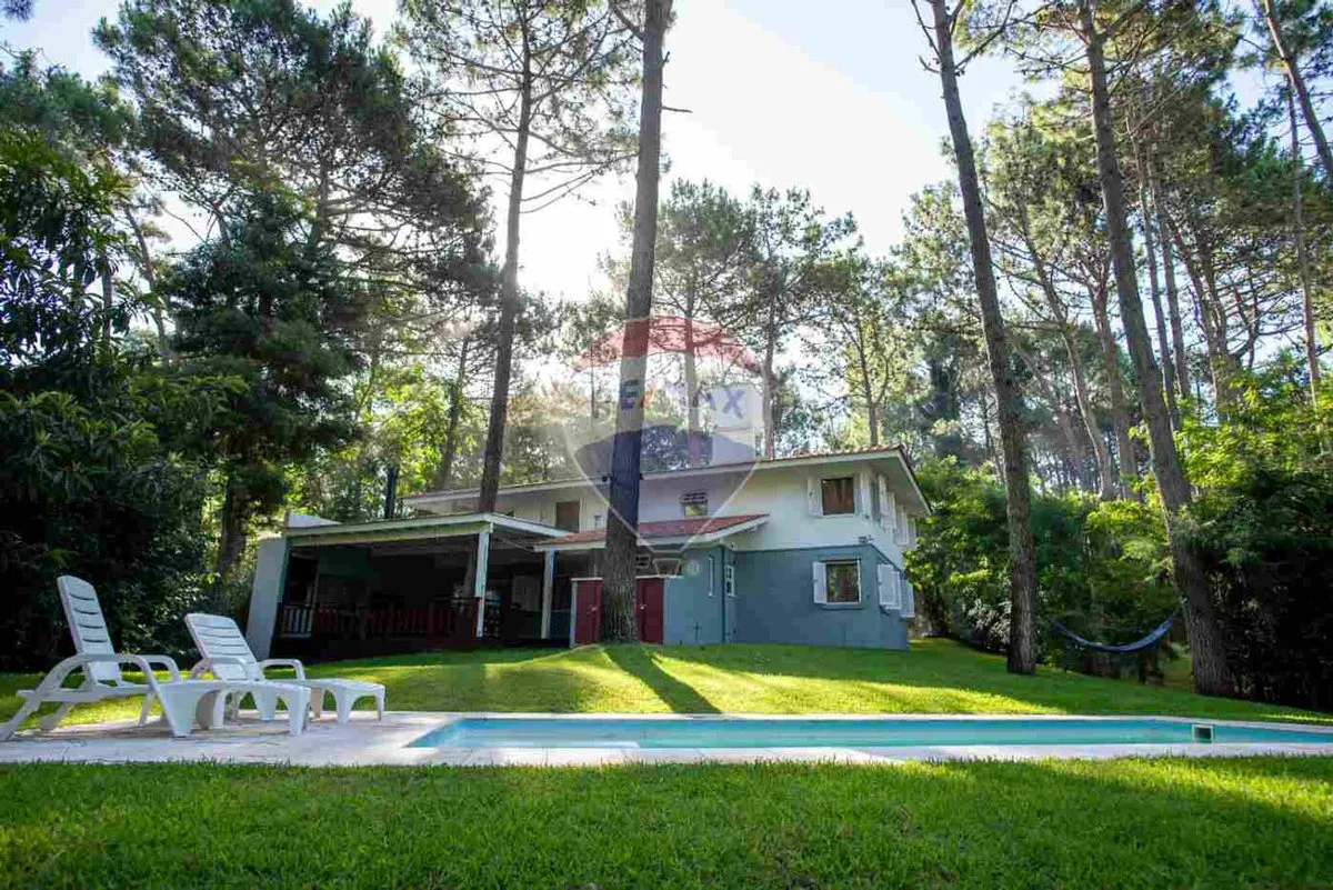 Casa Alquiler Carilo Piscina Climatizada Golf
