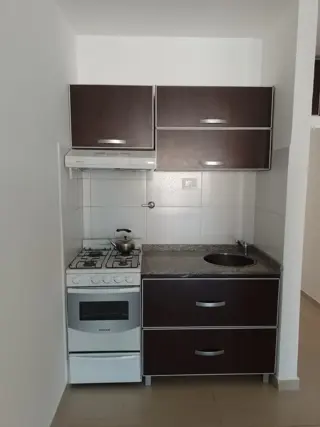 Alquiler de monoambiente en Adrogué foto 2
