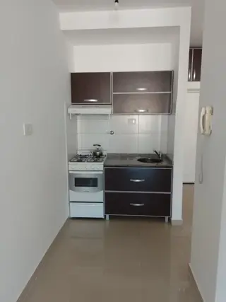 Alquiler de monoambiente en Adrogué foto 3