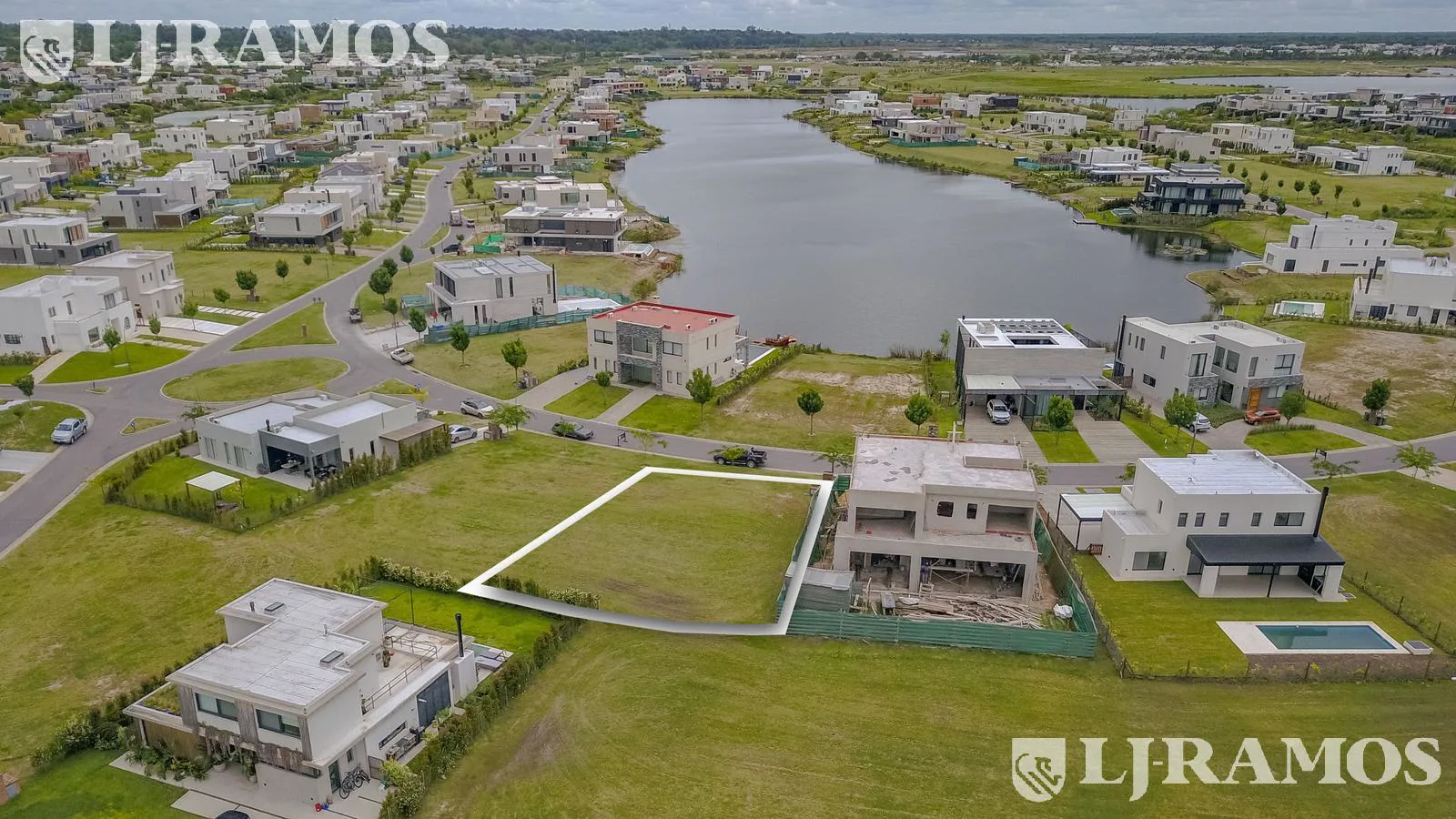 Terreno en venta en el Barrio Riberas - PUERTOS / ESCOBAR foto 2