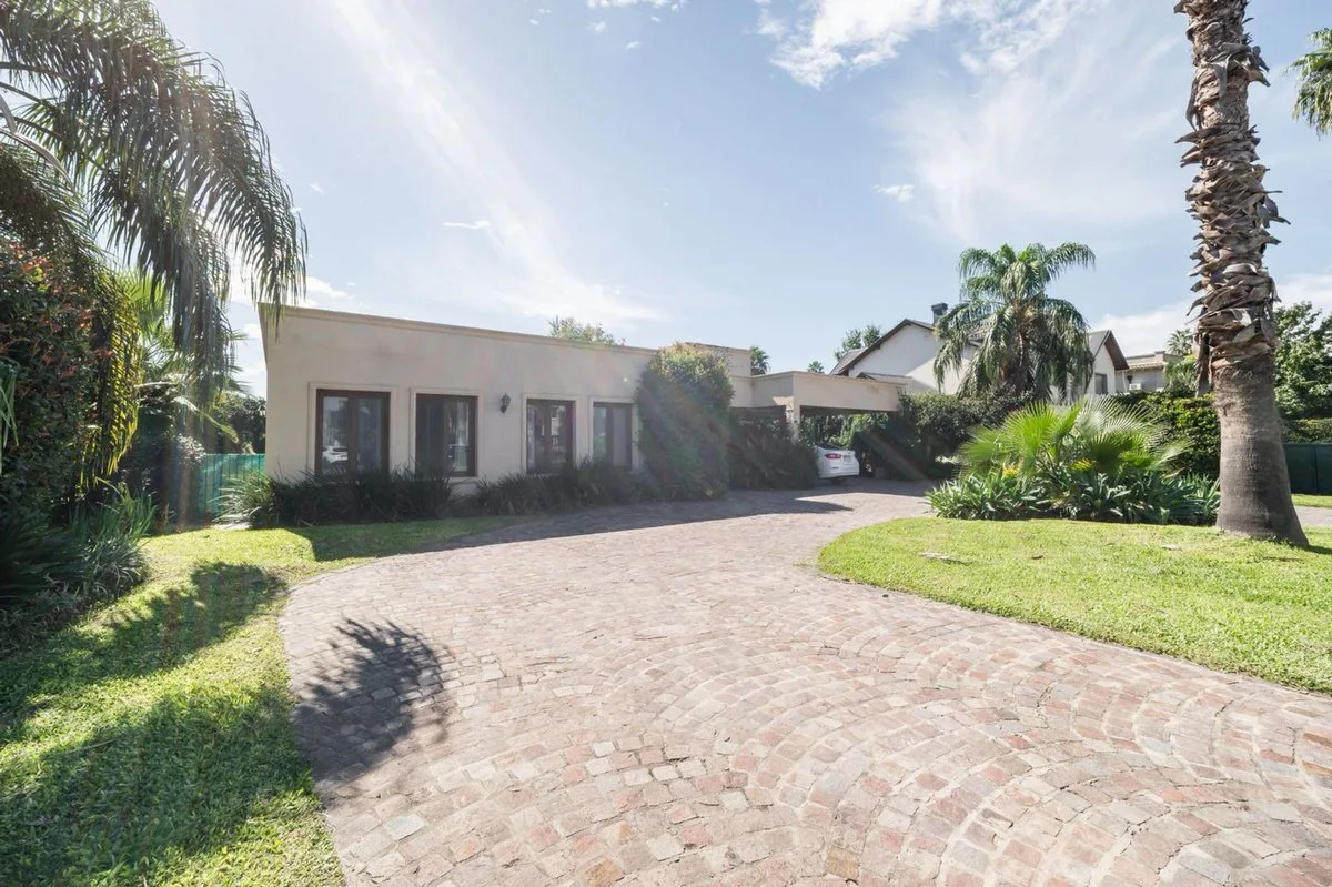 CASA 4 DORM. EN VENTA - SAN MARINO FUNES HILLS foto 2