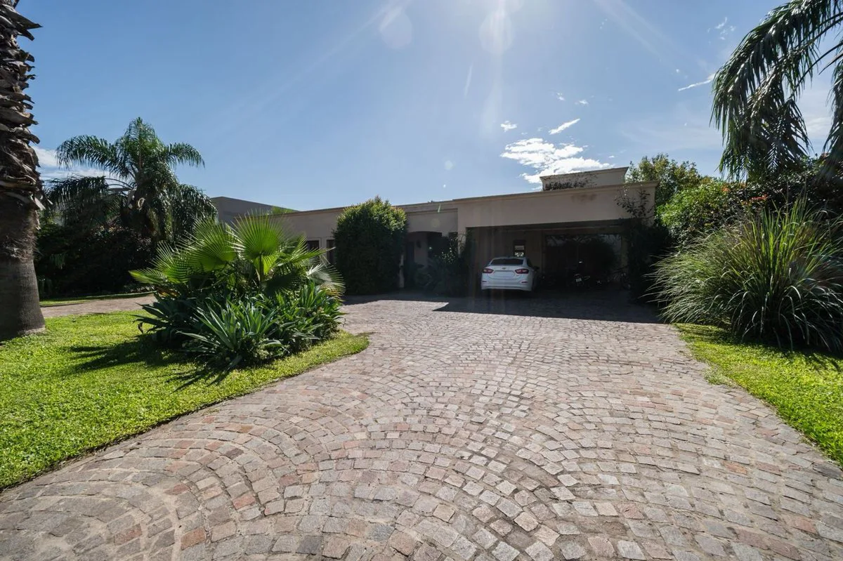 CASA 4 DORM. EN VENTA - SAN MARINO FUNES HILLS foto 3