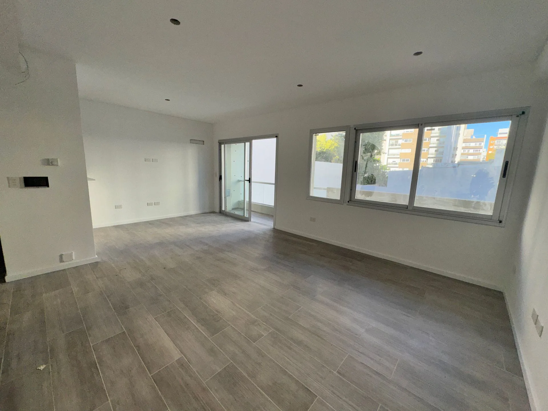 DEPARTAMENTO 1 DORMITORIO EN VENTA CON PARRILLA foto 2