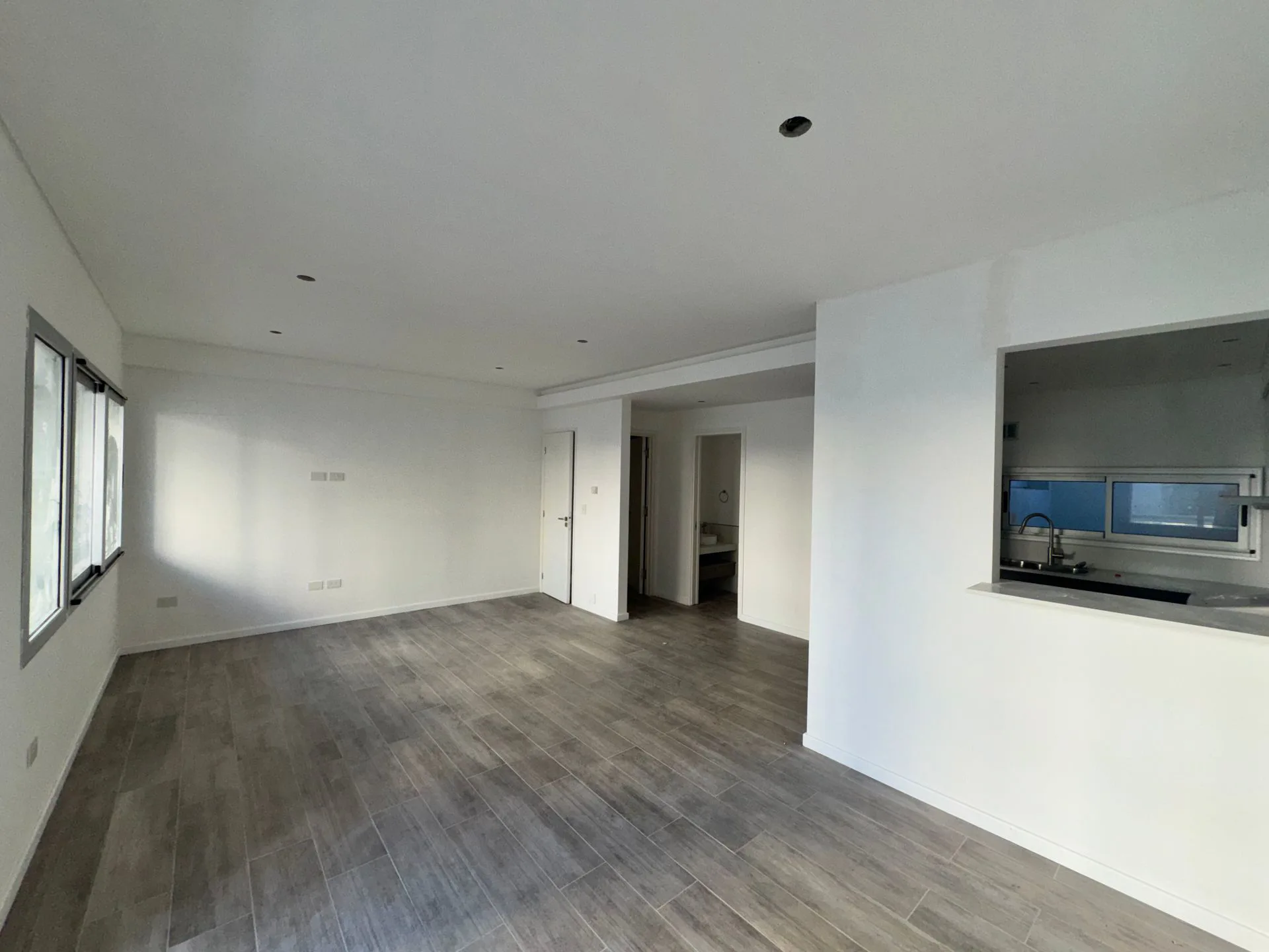 DEPARTAMENTO 1 DORMITORIO EN VENTA CON PARRILLA foto 3