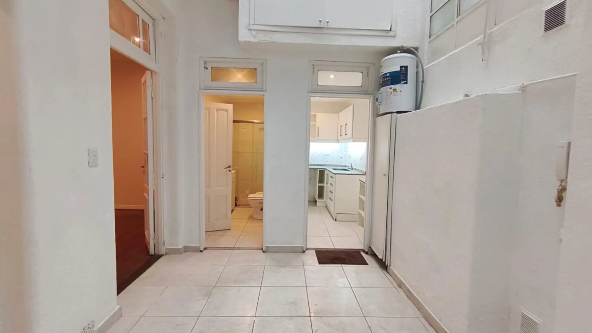 VENTA PH 4 AMB REFACCIONADO A NUEVO CHACARITA foto 2