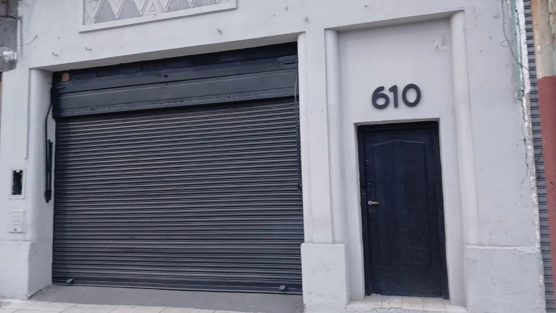 ALQUILER LOCAL COMERCIAL 54m2 - VALENTIN ALSINA foto 2