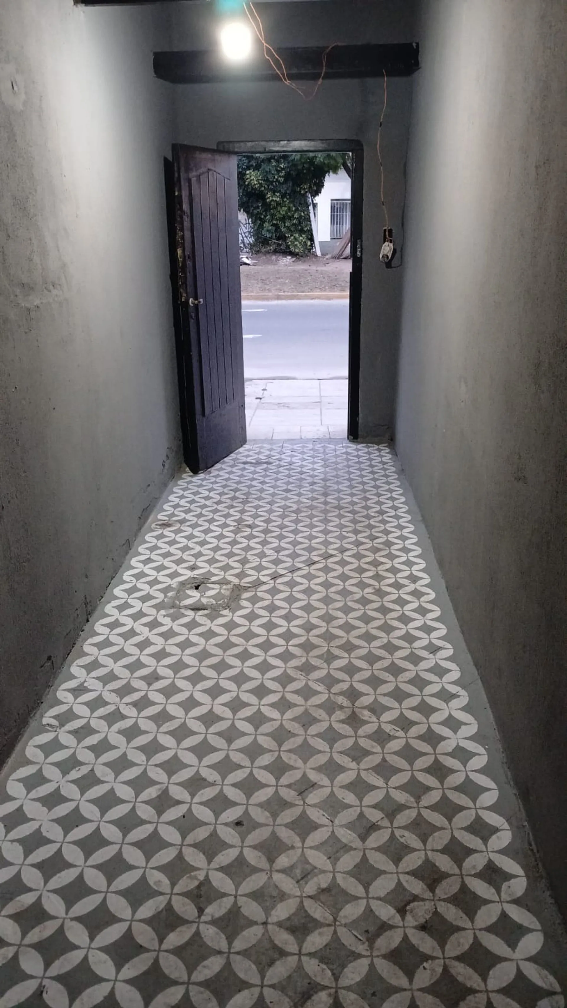 ALQUILER LOCAL COMERCIAL 54m2 - VALENTIN ALSINA foto 4