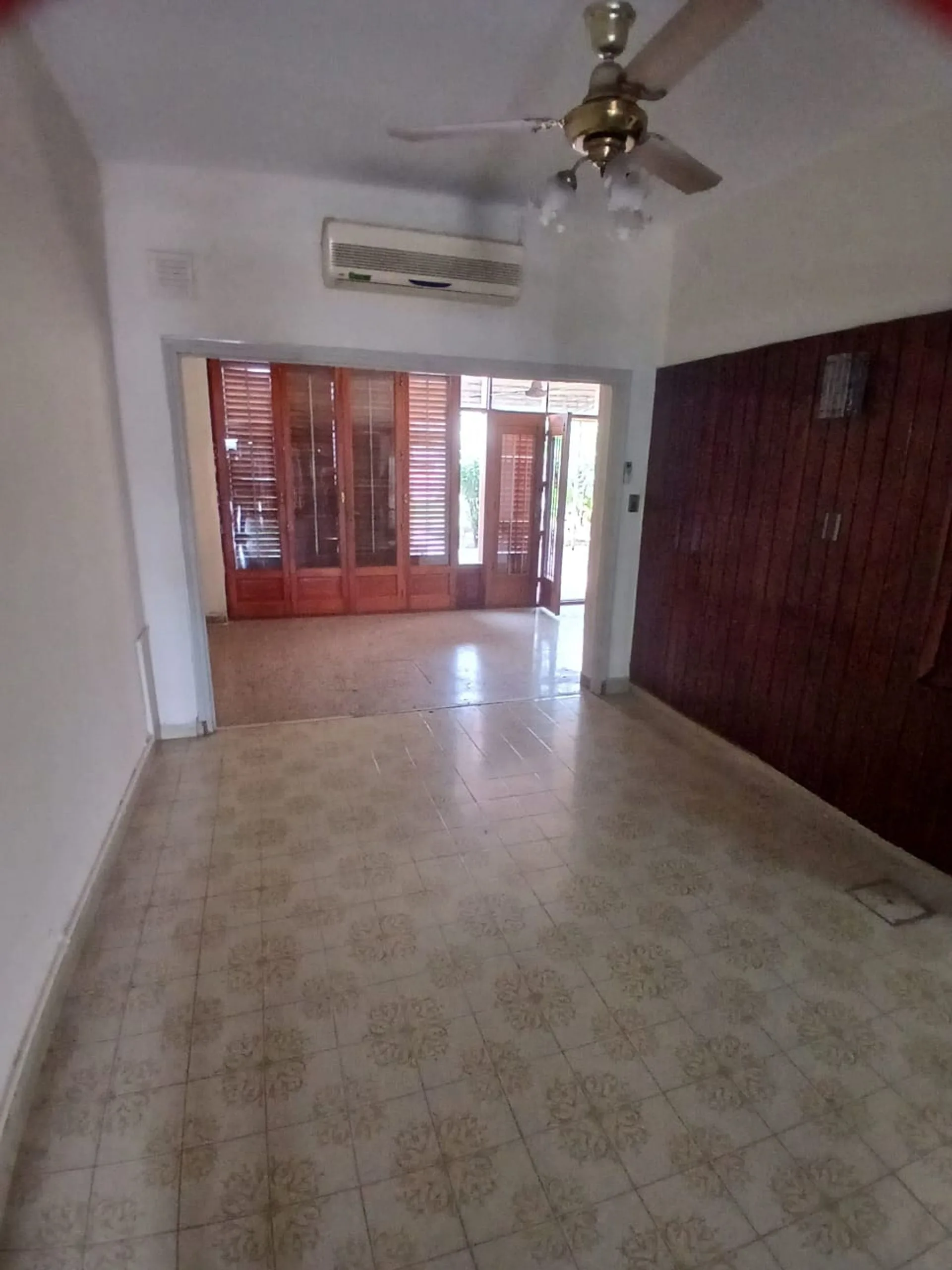 VENTA CASA | 2 DORMITORIOS | BARRIO ROCA foto 2