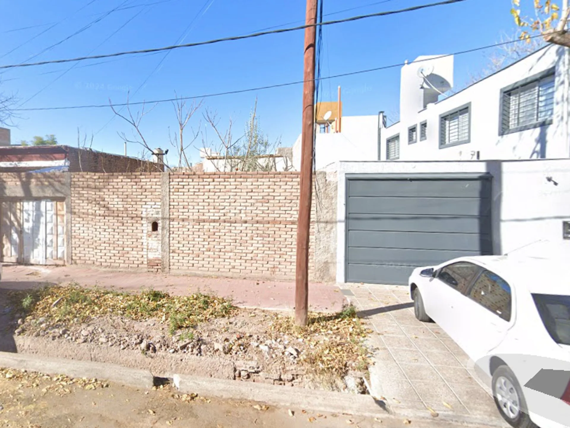 LOTE EN VENTA A METROS DE PARQUE CENTRAL MENDOZA foto 3