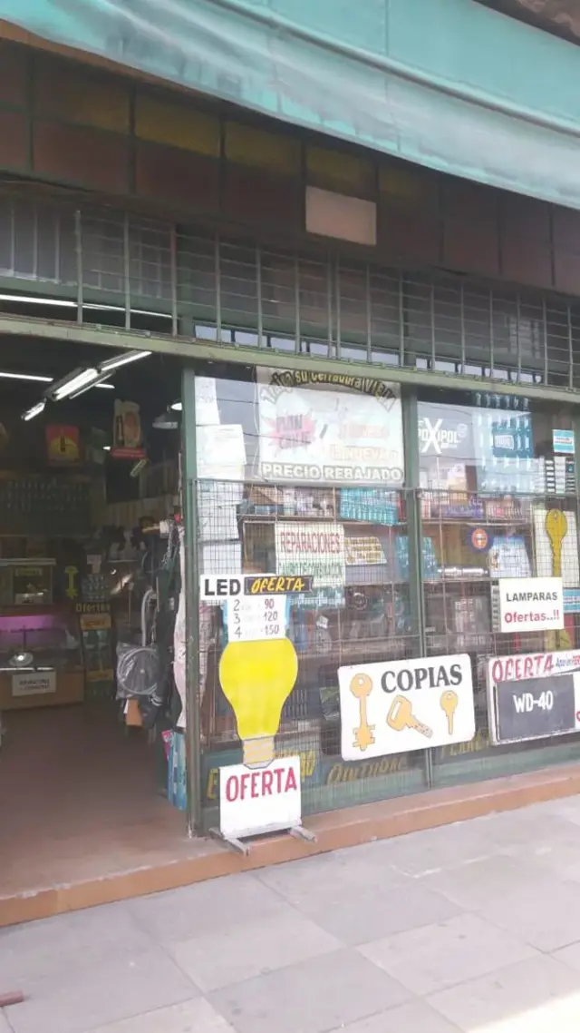 VENTA LOCAL SOBRE IMPORTANTE AVENIDA