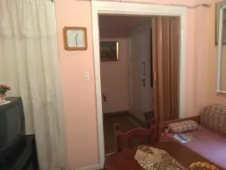 SAN TELMO. SOBRE CHILE AL 500 ENTRE BOLIVAR Y PERU   3 AMBS 2 BAÑOS, PATIO CUBIERTO. PLANTA BAJA LAVADERO SON 60M2 POR ESCRITURA. U.$.S. 69.900 OPORTU foto 3