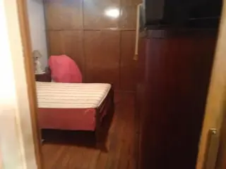 SAN TELMO. SOBRE CHILE AL 500 ENTRE BOLIVAR Y PERU   3 AMBS 2 BAÑOS, PATIO CUBIERTO. PLANTA BAJA LAVADERO SON 60M2 POR ESCRITURA. U.$.S. 69.900 OPORTU foto 4