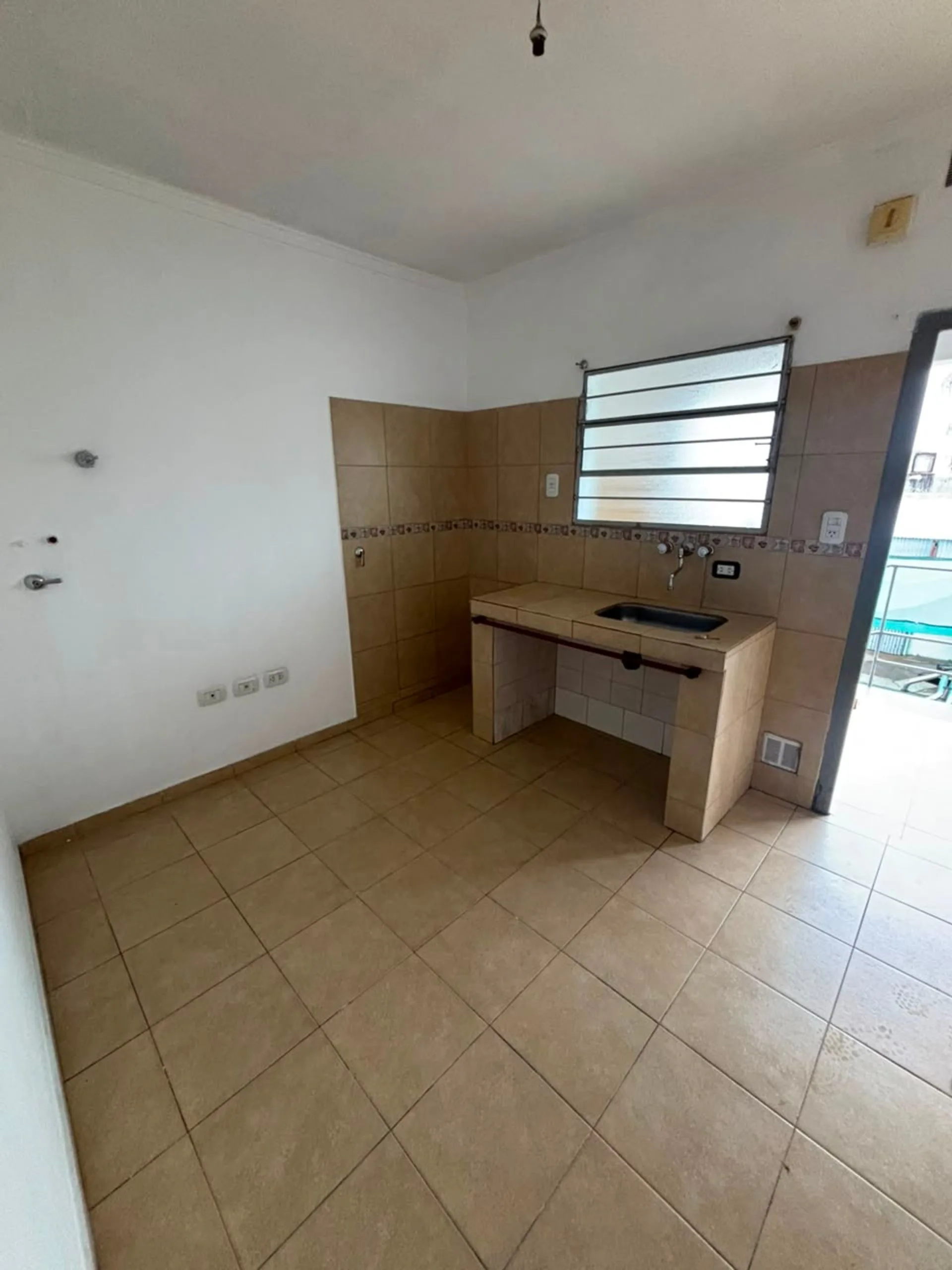 Depto de 1 dormitorio en alquiler - Santo Tomè