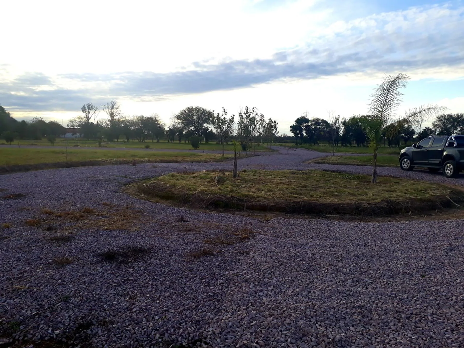 Exclusivo lote de 2.152 m²-Santa Bárbara CountrY foto 3