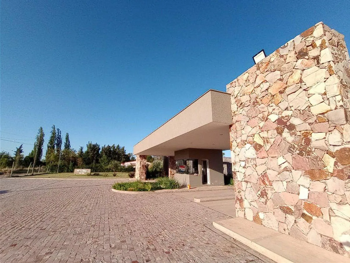 VENTA LOTE BARRIO PRIVADO APTO PH MAIPU foto 2
