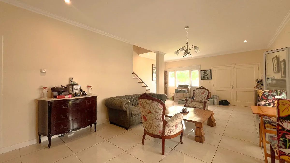 VENTA CASA ARENAS DEL SUR 5 AMBIENTES foto 3