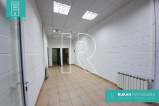 #AlquilerRUKAN | Local Comercial | Barrio MIRADOR | Calle COLOMBIA | Caleta Olivia.- foto 2