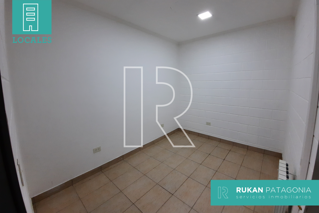 #AlquilerRUKAN | Local Comercial | Barrio MIRADOR | Calle COLOMBIA | Caleta Olivia.- foto 5