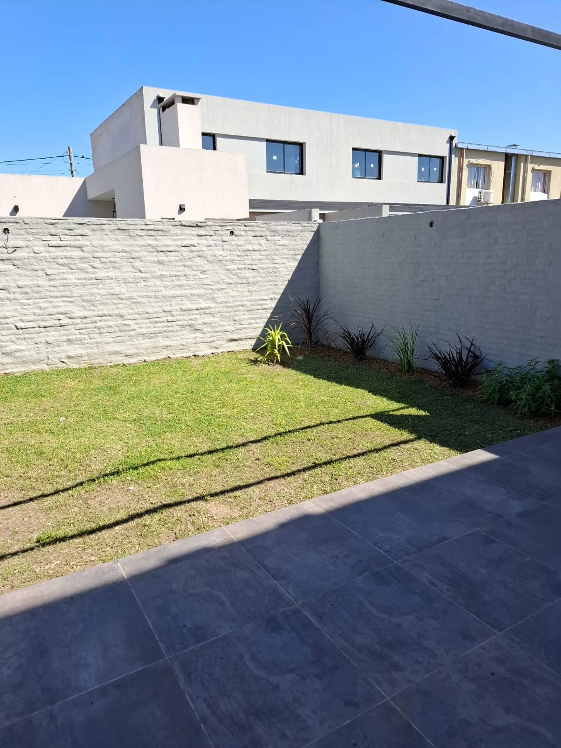 Venta duplex 3 dormitorios Tierra Nueva Fisherton foto 3