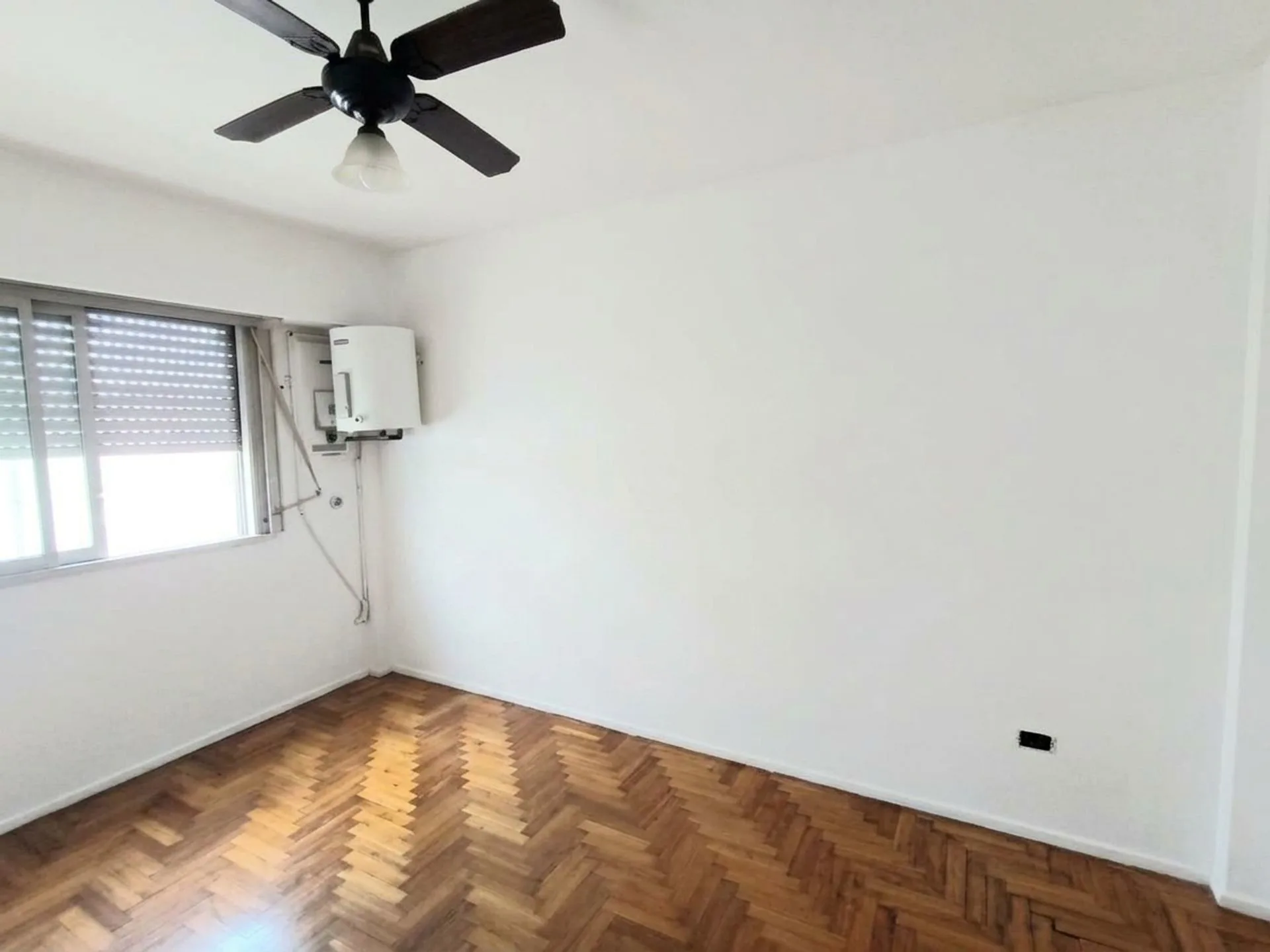VENTA MONOAMBIENTE ALMAGRO CON RENTA foto 3