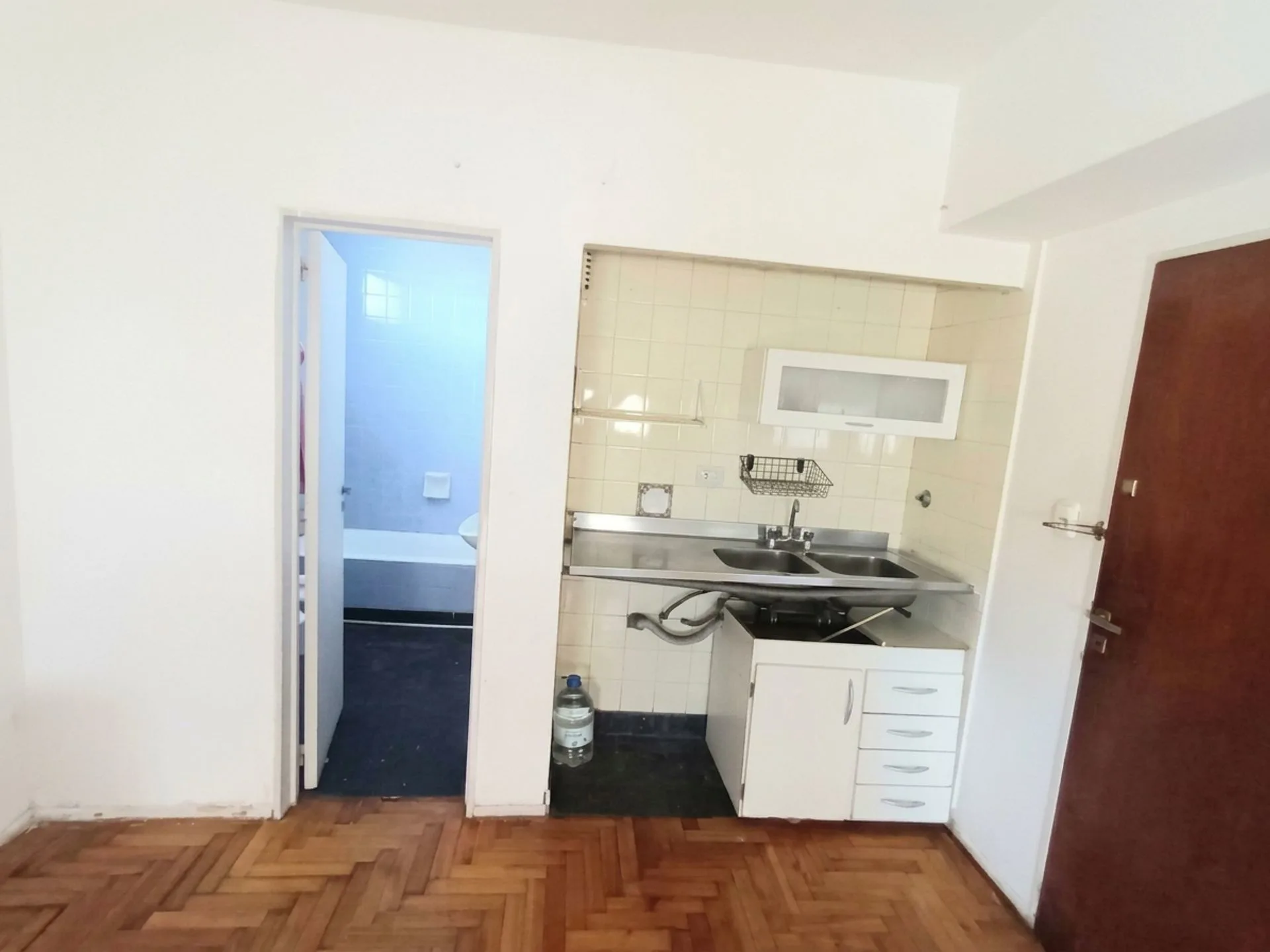 VENTA MONOAMBIENTE ALMAGRO CON RENTA foto 5