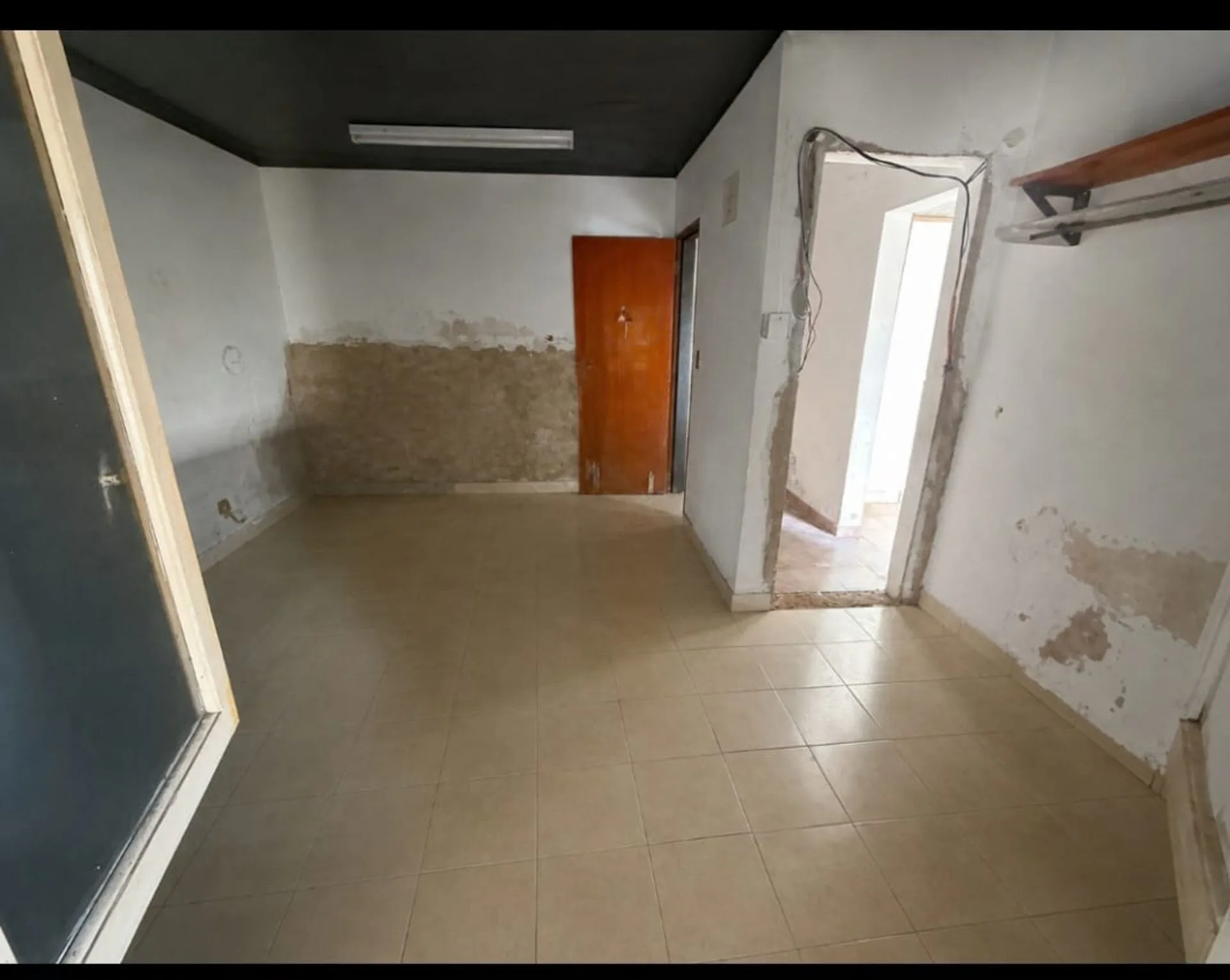 VENTA PH EN SARANDI A REFACCIONAR foto 4