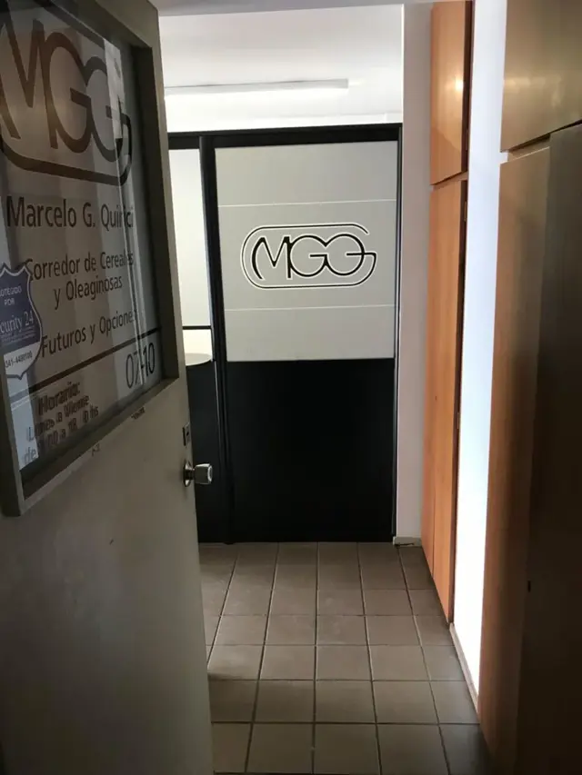 OFICINA SOBRE PEATONAL