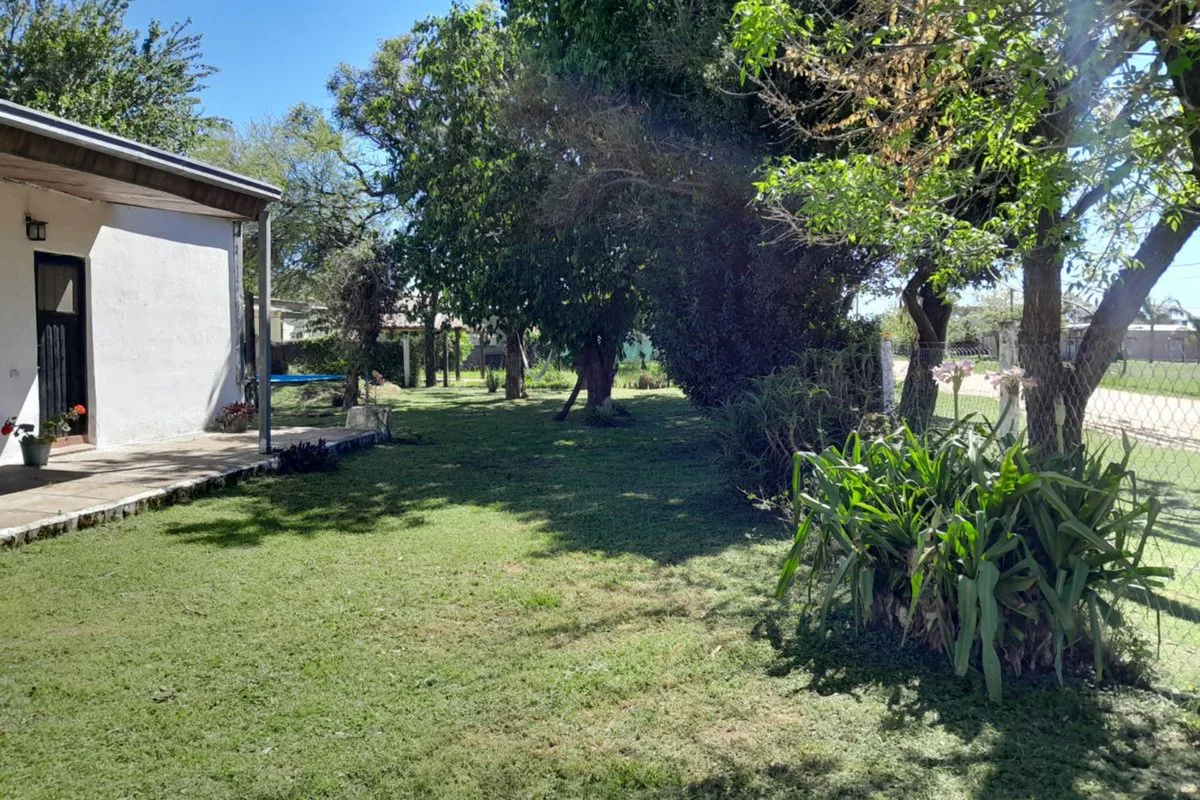 Casa  con pileta en Los Zapallos a pasos del Rio foto 2