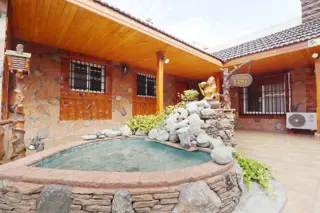 VENTA CASA 4 AMB PATIO PISCINA EN LAFERRERE foto 3