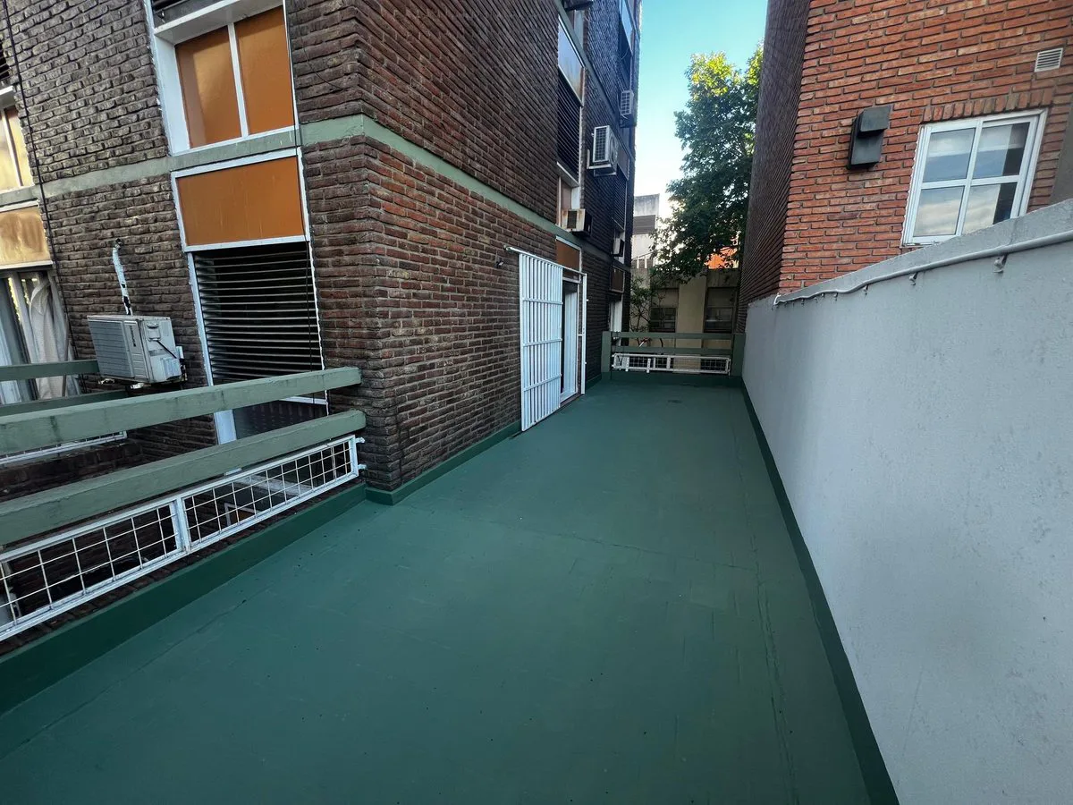 VENTA DEPTO 3 AMB MORON TERRAZA COCHERA BALCON foto 2