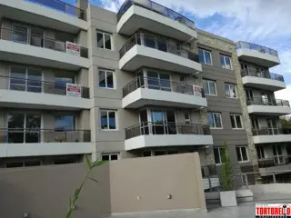 Edificio de categoría, Bv. Evita esquina Bernardino Rivadavia, Moreno, exclusivas unidades en alquiler de 2 ambientes, Primer piso.- foto 2
