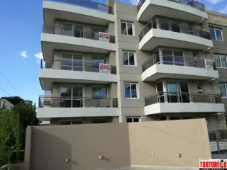 Edificio de categoría, Bv. Evita esquina Bernardino Rivadavia, Moreno, exclusivas unidades en alquiler de 2 ambientes, Primer piso.- foto 3