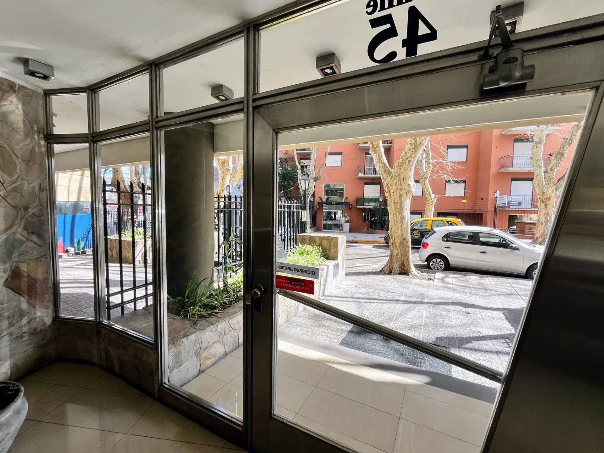 DEPARTAMENTO 4 AMBIENTES EN VENTA EN SAN ISIDRO foto 5