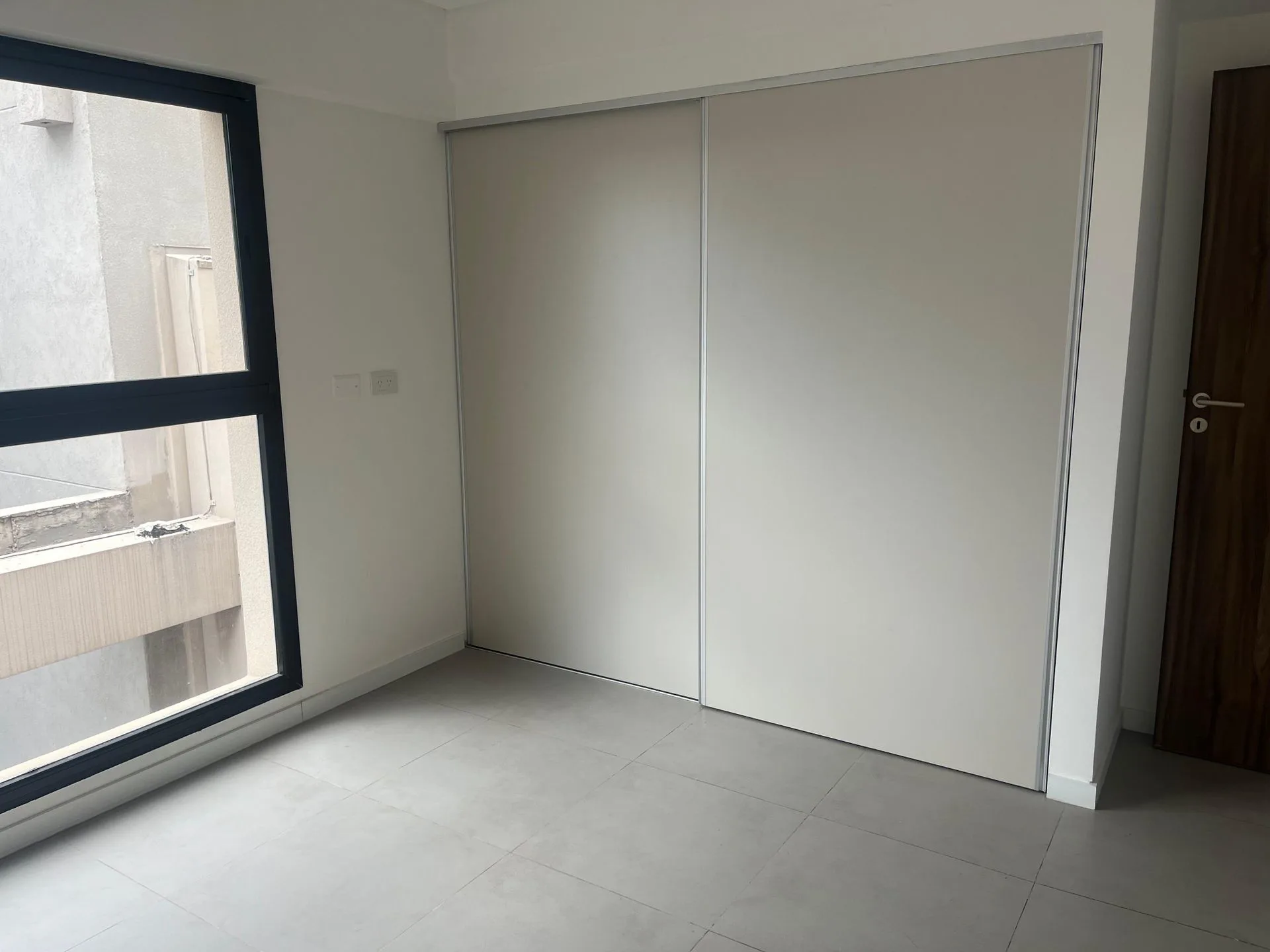 ALQUILER DEPARTAMENTO UN DORMITORIO CON TERRAZA foto 3