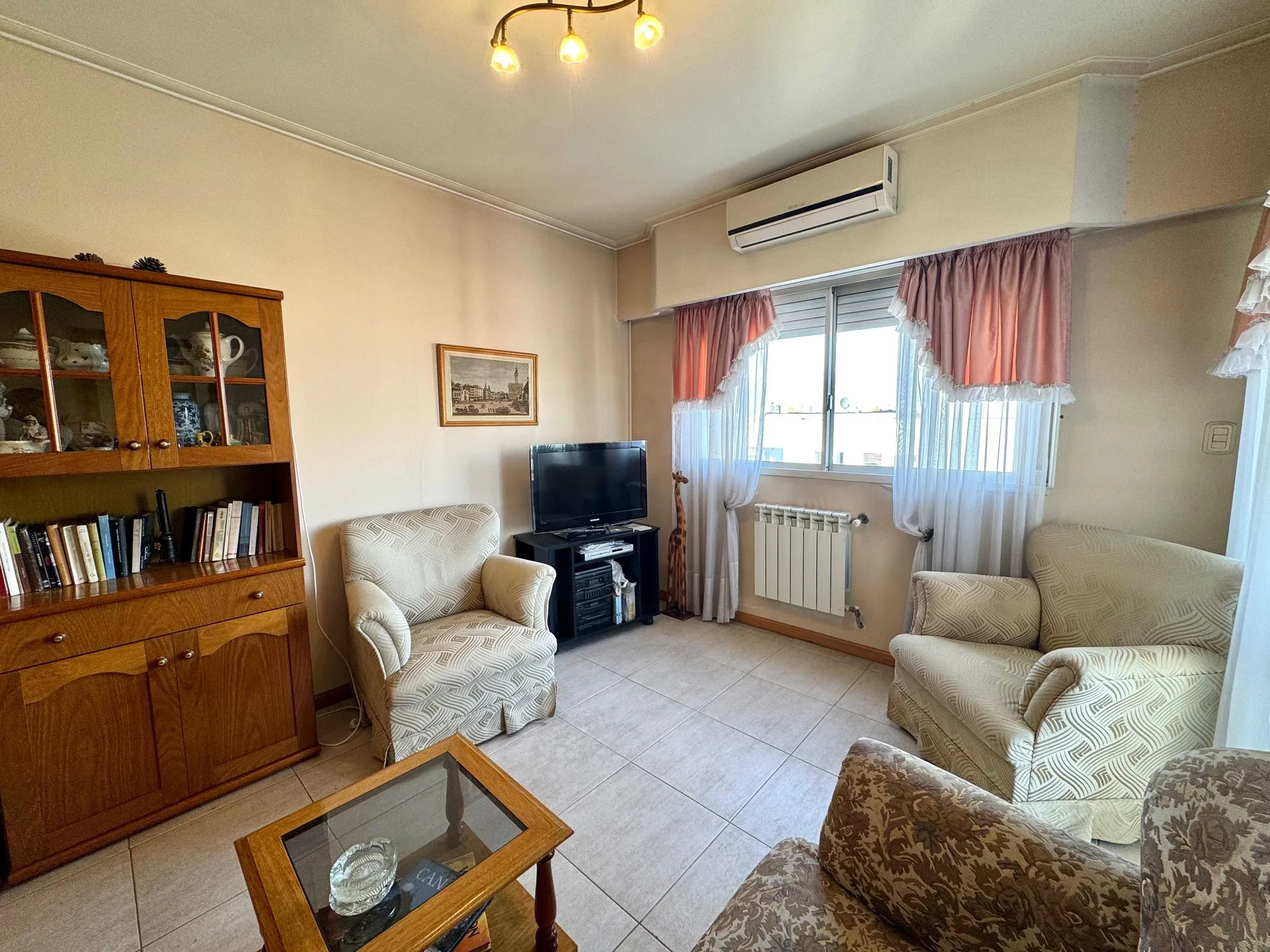 VENTA DEPARTAMENTO 4 AMBIENTES RAMOS MEJÍA CENTRO foto 2