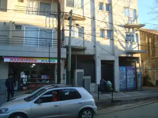 ALQUILER DEPTO EN BURZACO 2 AMB.C/PATIO.EXCEL UBICAC. A 2CDRAS ESTAC. Y MTS AV.ESPORA foto 1