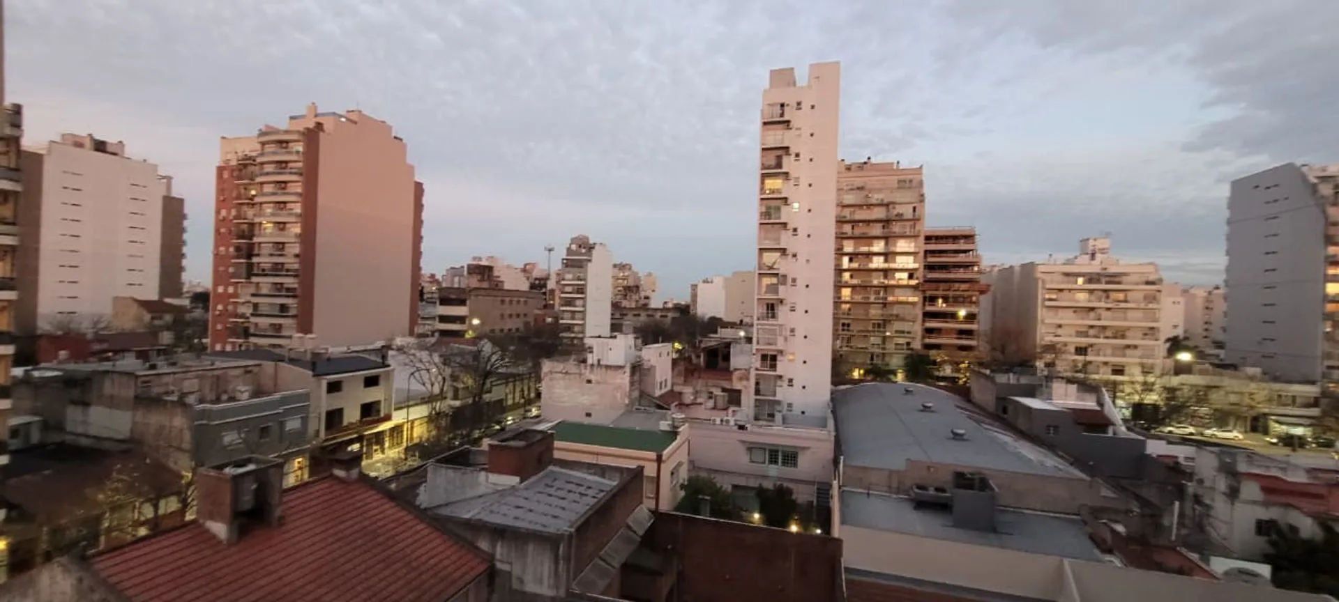 ALQUILER DEPARTAMENTO 2 AMBIENTES C/BALCÓN foto 2