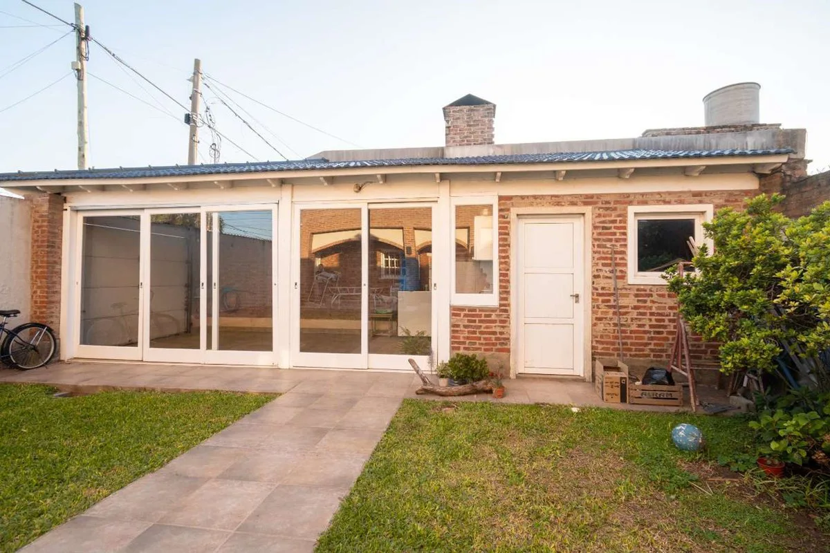 VENTA CASA DE CATEGORÍA 3 DORMITORIOS EN SUITE foto 4