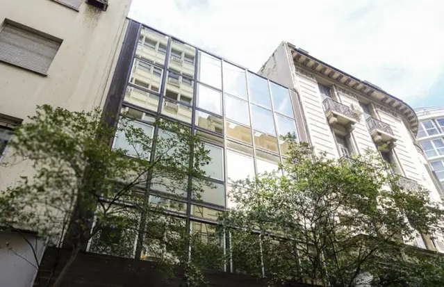Edificio de Oficinas Reconquista 590