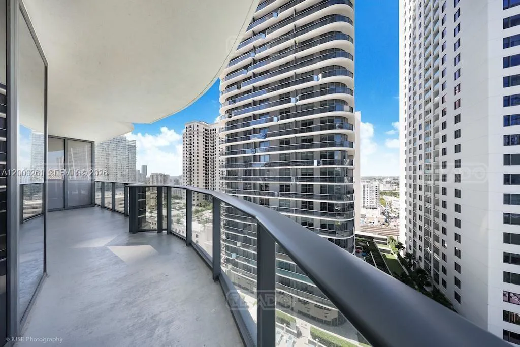 45 SW 9th foto 3