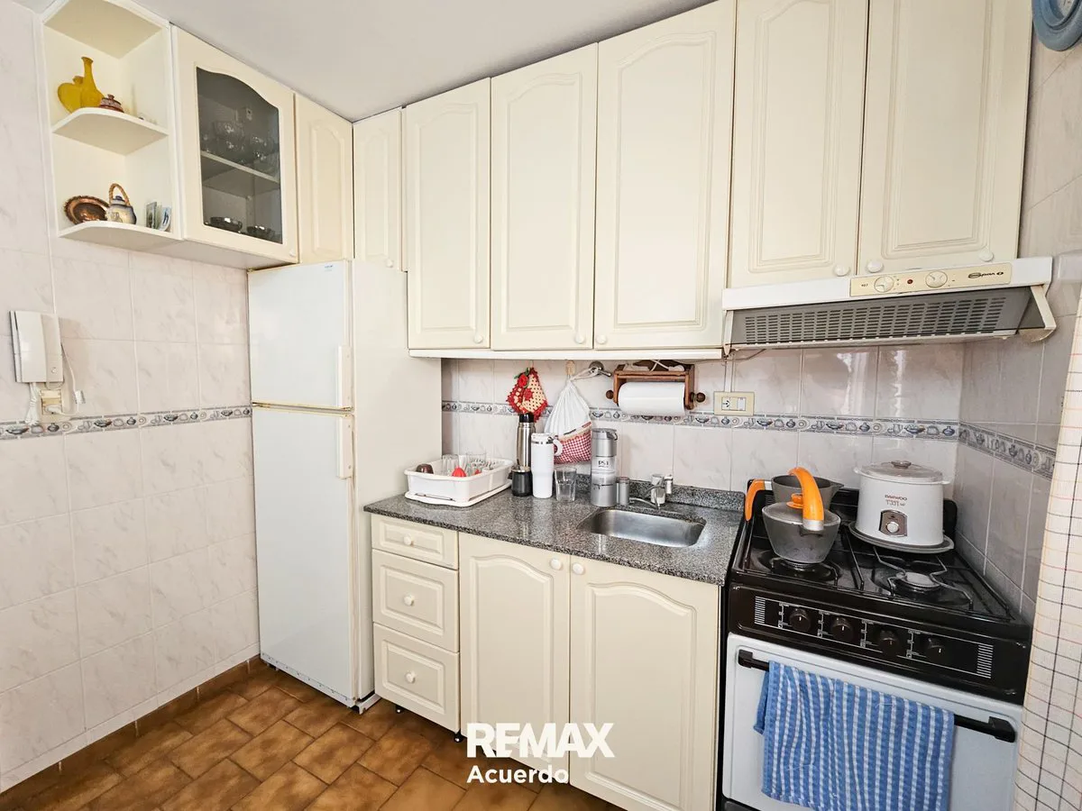 VENTA CASA DUPLEX 3 DORM.C/COCHERA EN SAN NICOLAS foto 3