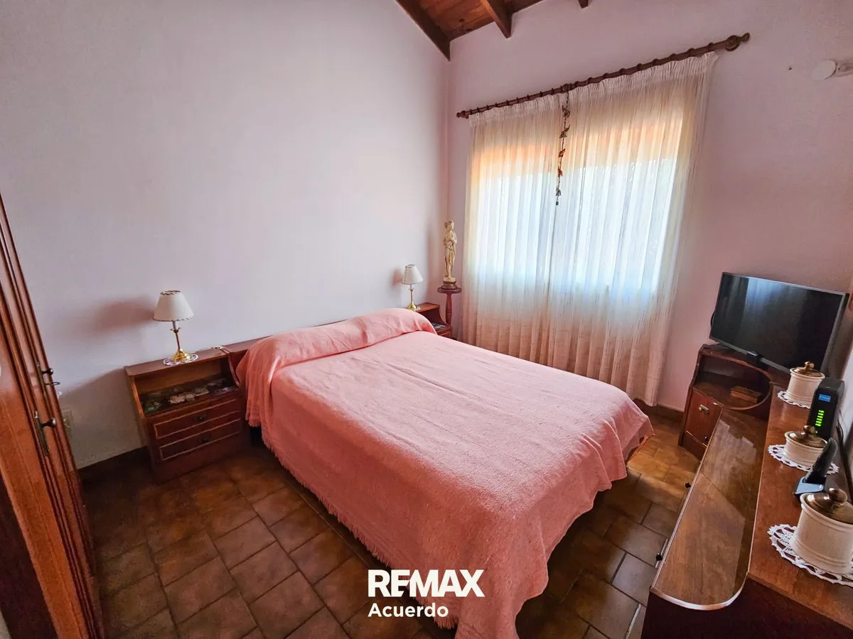 VENTA CASA DUPLEX 3 DORM.C/COCHERA EN SAN NICOLAS foto 5