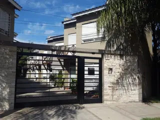 DUPLEX 3 AMB C/GARAGE 300m estacion *APTO CREDITO* foto 1